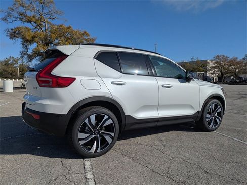 New 2026 Volvo XC40 B5 Plus w/ Protection Package Premier image 6