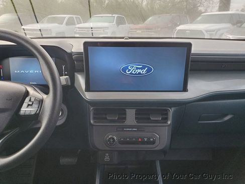Used 2025 Ford Maverick XL image 17