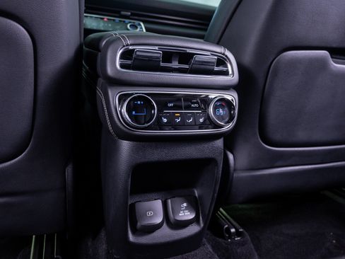 Used 2024 Genesis GV80 3.5T image 18