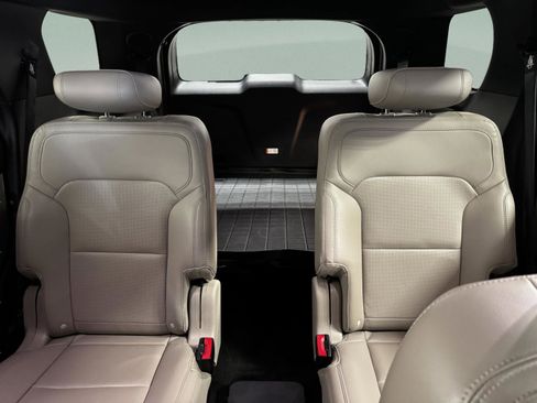 Used 2018 Ford Explorer Limited w/ Equipment Group 301A image 29