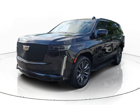 Used 2023 Cadillac Escalade Sport w/ LPO, Floor Liner Package AWD/4WD image 3