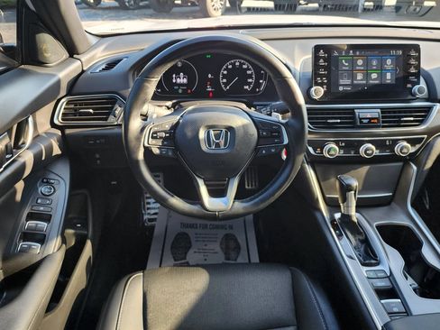 Used 2021 Honda Accord Sport image 10