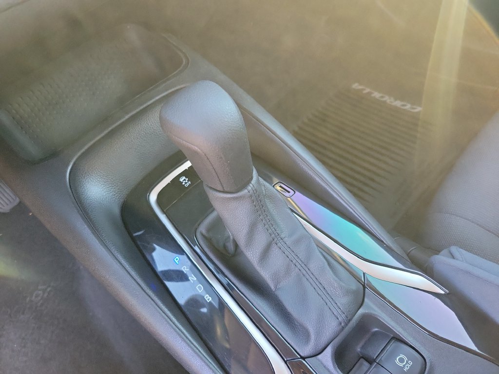 Certified 2020 Toyota Corolla LE FWD image 28