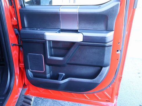 Used 2018 Ford F150 Lariat image 13