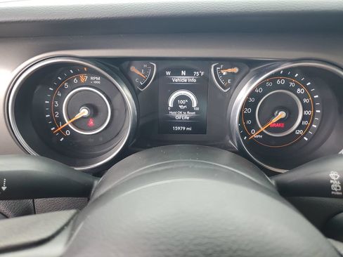 Used 2022 Jeep Wrangler Sport AWD/4WD image 22