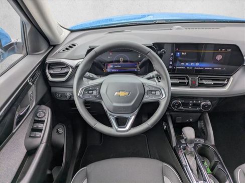 New 2026 Chevrolet TrailBlazer LT w/ Convenience Package AWD/4WD image 13