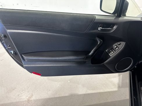 Used 2019 Toyota 86 RWD image 16