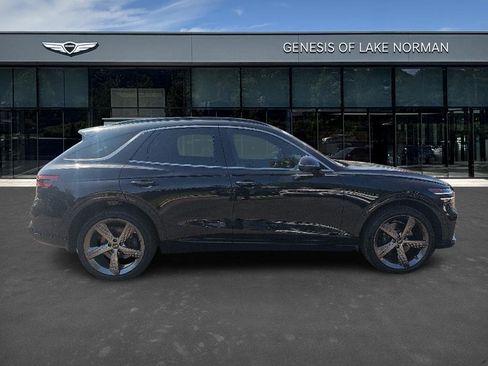 Used 2025 Genesis GV70 3.5T Sport w/ Sport Advanced Package image 6