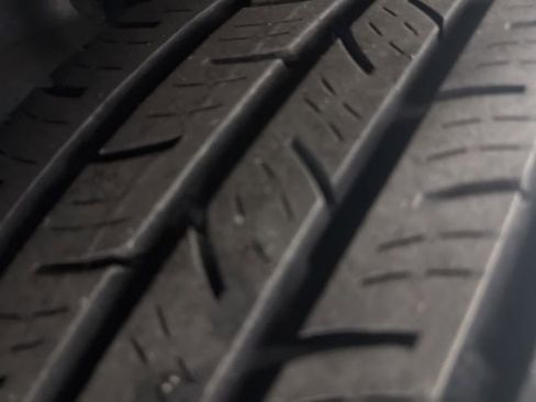 Used 2016 Volkswagen Tiguan SE image 28