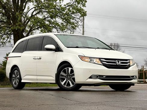 Used 2017 Honda Odyssey Touring Elite image 1