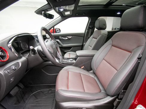 Used 2025 Chevrolet Blazer RS w/ Driver Confidence II Package AWD/4WD image 11