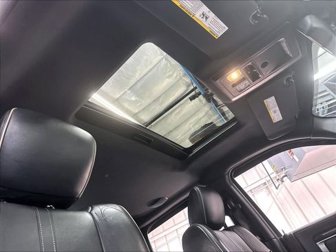 Used 2016 RAM 2500 Limited AWD/4WD image 30