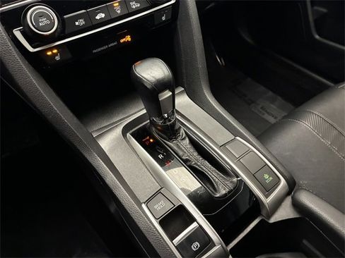 Used 2018 Honda Civic EX-L image 22