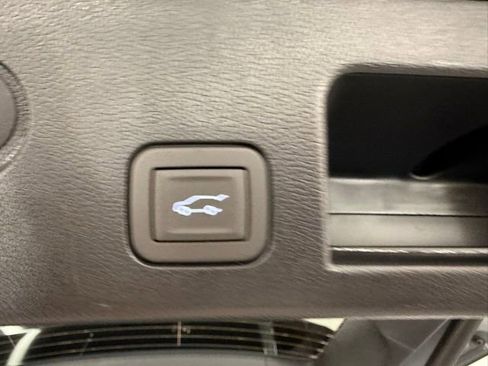 New 2026 Chevrolet Equinox RS image 9