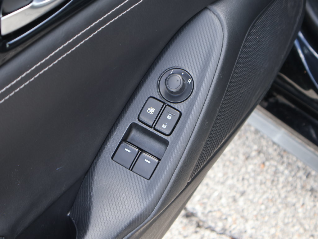 Used 2025 MAZDA MX-5 Miata RF Grand Touring RWD image 17
