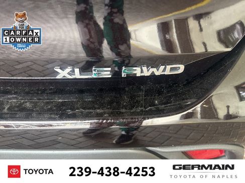 Used 2022 Toyota Highlander XLE image 8