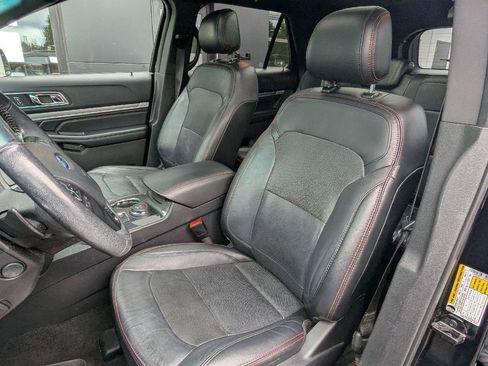Used 2016 Ford Explorer Sport w/ Equipment Group 401A AWD/4WD image 18