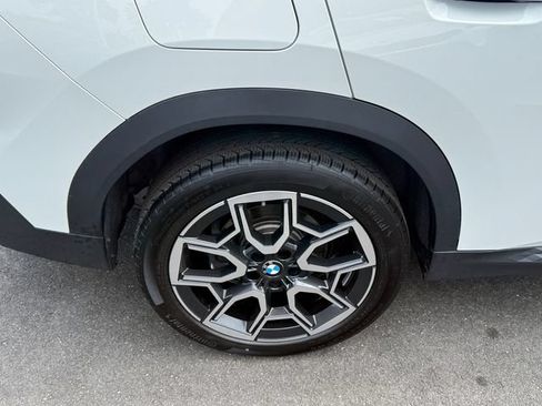 Used 2025 BMW X2 xDrive28i w/ Premium Package AWD/4WD image 13