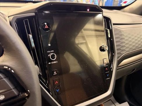 Used 2025 Subaru Forester Touring image 21