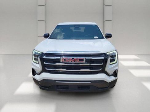 Used 2025 GMC Terrain Elevation AWD/4WD image 2