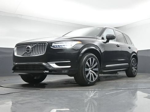 Used 2023 Volvo XC90 B6 Plus w/ Protection Package AWD/4WD image 38