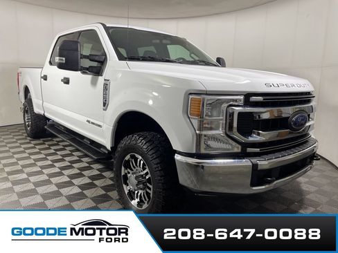 Certified 2021 Ford F250 XLT AWD/4WD image 2