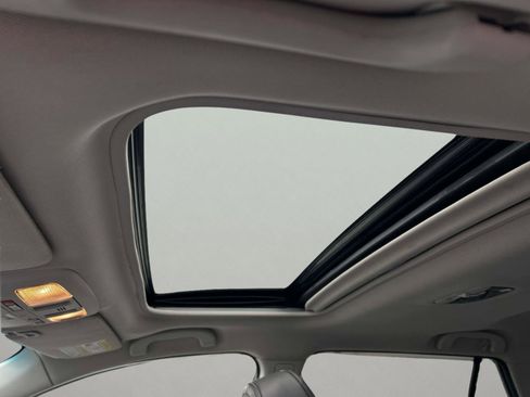 Used 2019 Subaru Outback 2.5i Limited image 32