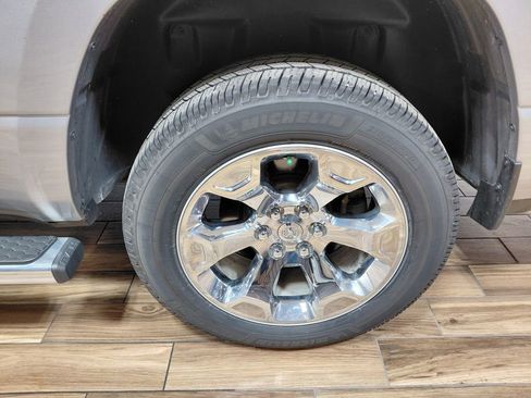 Used 2019 RAM 1500 Big Horn AWD/4WD image 17