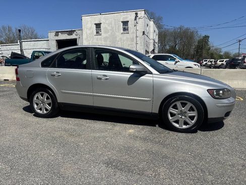 Used 2007 Volvo S40 2.4i FWD image 9