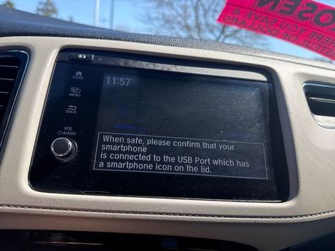 Certified 2021 Honda HR-V EX image 34