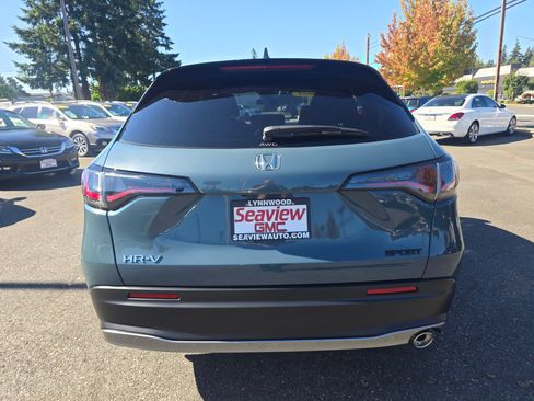 Used 2025 Honda HR-V Sport image 6