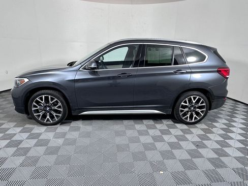 Used 2022 BMW X1 sDrive28i w/ Premium Package image 2