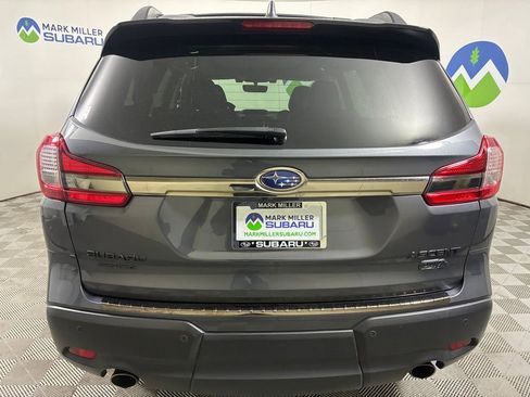 Used 2022 Subaru Ascent Onyx Edition image 6