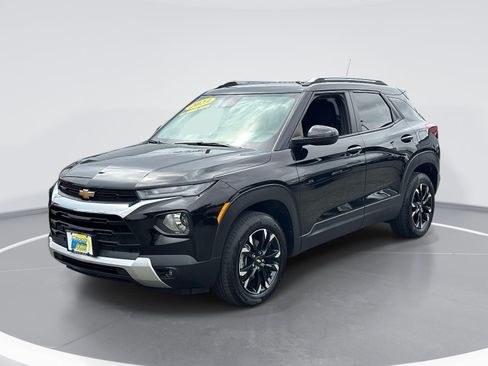 Certified 2023 Chevrolet TrailBlazer LT AWD/4WD image 3