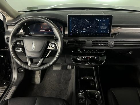 Used 2024 Lincoln Corsair Reserve w/ Equipment Group 201A image 15