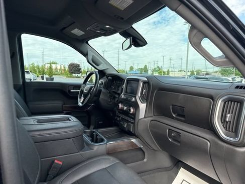 Used 2021 GMC Sierra 1500 SLT w/ SLT Premium Plus Package AWD/4WD image 31