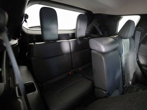 Used 2023 Mitsubishi Outlander SE image 15