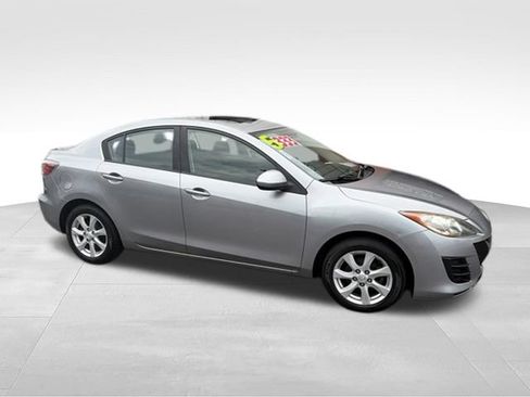 Used 2010 MAZDA MAZDA3 i Touring FWD image 21