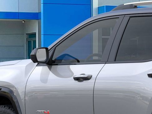 New 2026 GMC Terrain AT4 w/ Technology Package II AWD/4WD image 34