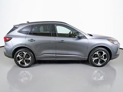 Used 2024 Ford Escape ST-Line Select w/ Tech Pack #2 AWD/4WD image 17