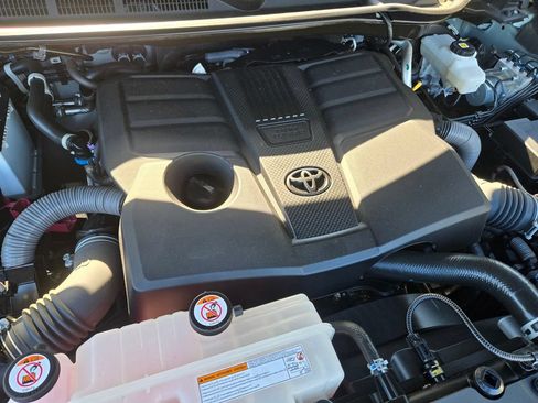 Used 2023 Toyota Tundra Limited w/ TRD Off-Road Package AWD/4WD image 23