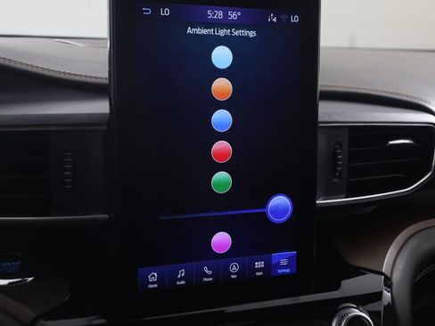 Used 2022 Ford Explorer King Ranch w/ Premium Technology Package image 37