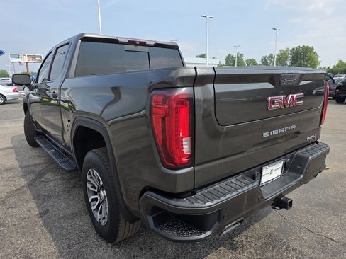Used 2019 GMC Sierra 1500 AT4 w/ AT4 Premium Package image 4