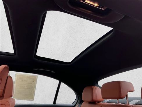 Certified 2026 Mercedes-Benz C 300 4MATIC Sedan image 16