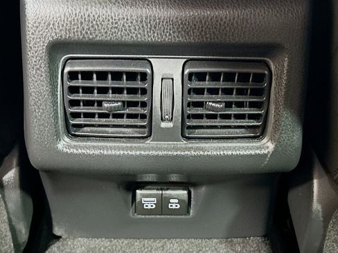 Used 2025 Toyota Camry SE w/ Multimedia Upgrade Package AWD/4WD image 22