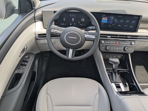 New 2026 Hyundai Tucson SE FWD image 17
