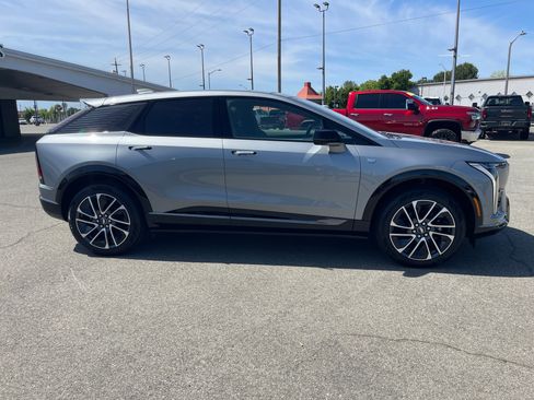 New 2026 Cadillac Optiq Sport 1 AWD/4WD image 4