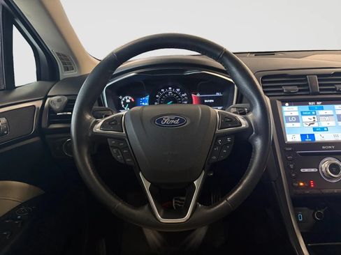 Used 2018 Ford Fusion Titanium AWD/4WD image 29