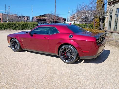 Used 2020 Dodge Challenger R/T Scat Pack image 9