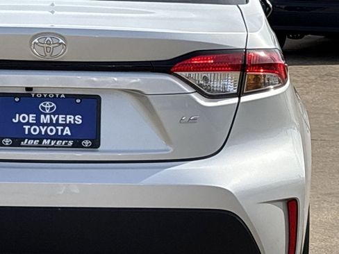 Certified 2026 Toyota Corolla LE image 9